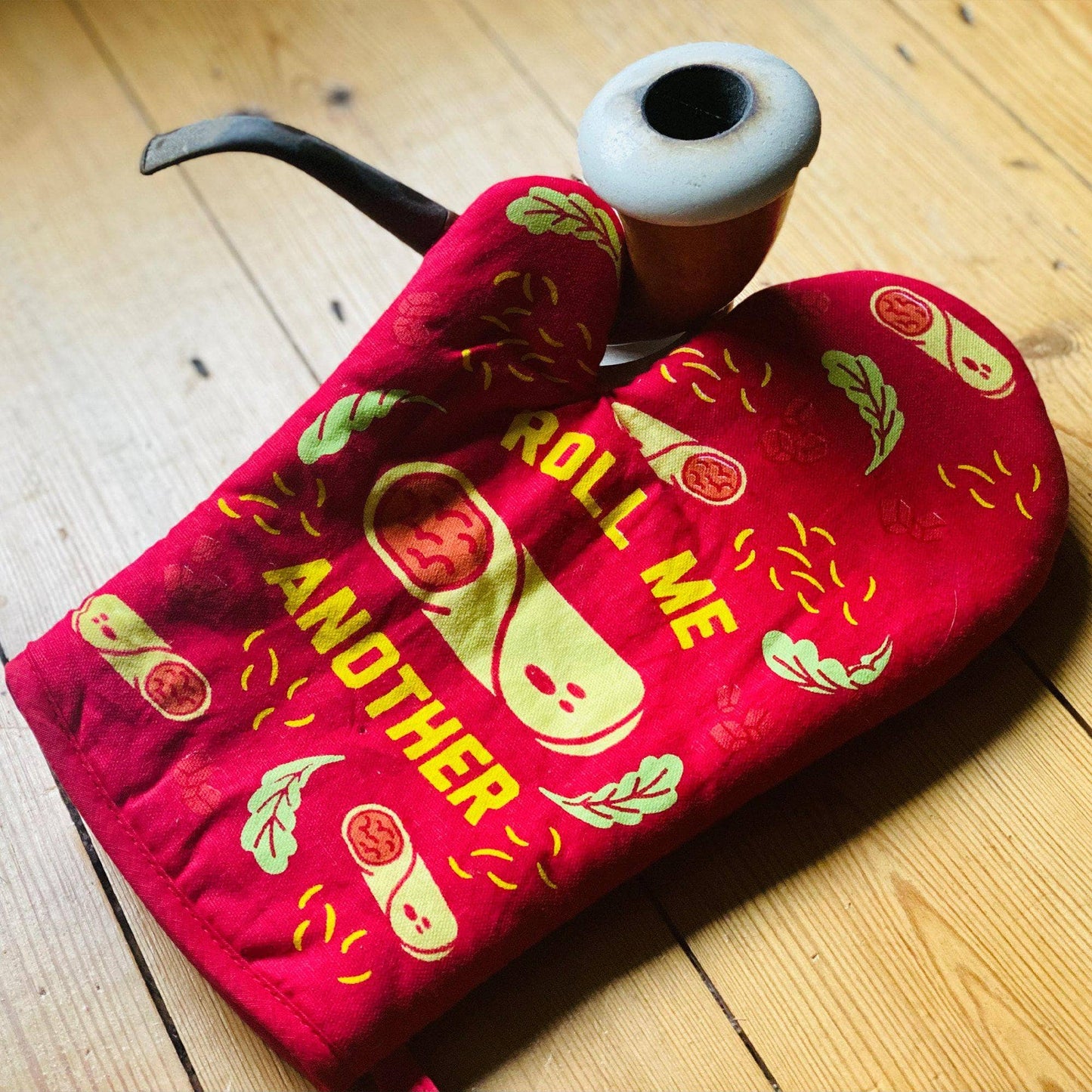 Roll Me Another Oven Mitt